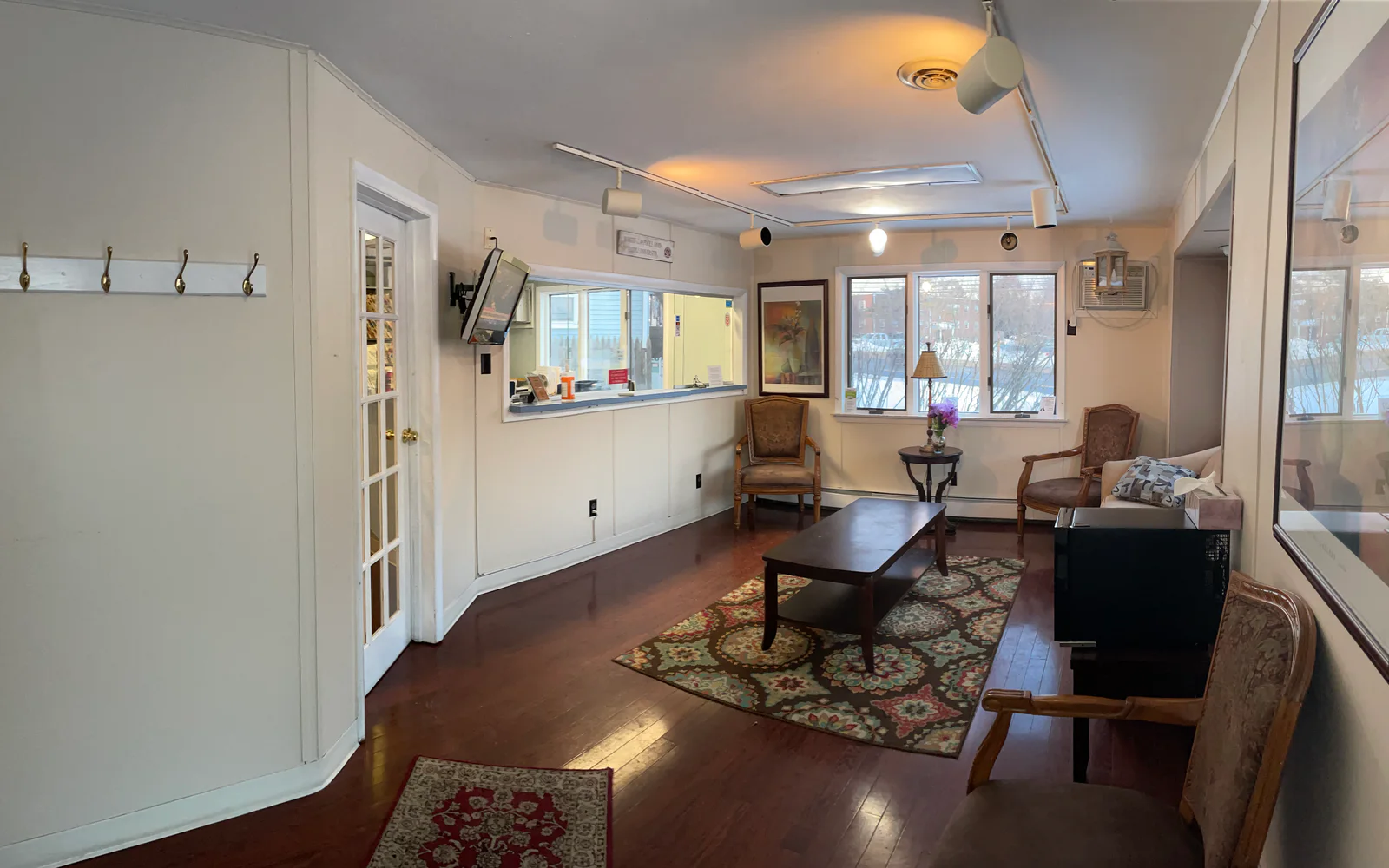 Design That Smile waiting room